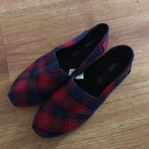 Toms plaid shoes
